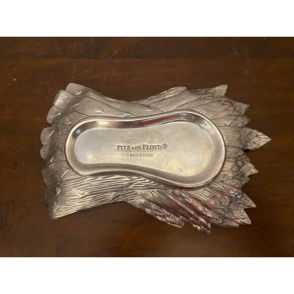 Decorative Fitz and Floyd Asparagus Shaped Serving Dish - Picture 4 of 4